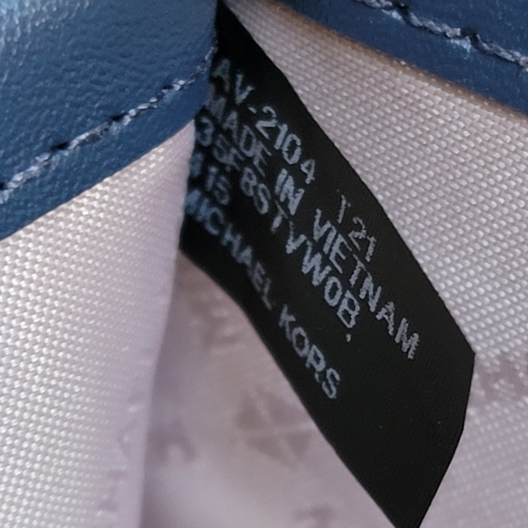 ⚠️LAST 1⚠️ Michael Kors Jet Set Double Zip LG Wristlet Blue - Picture 4 of 6